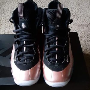 Pink/white & black foam posites